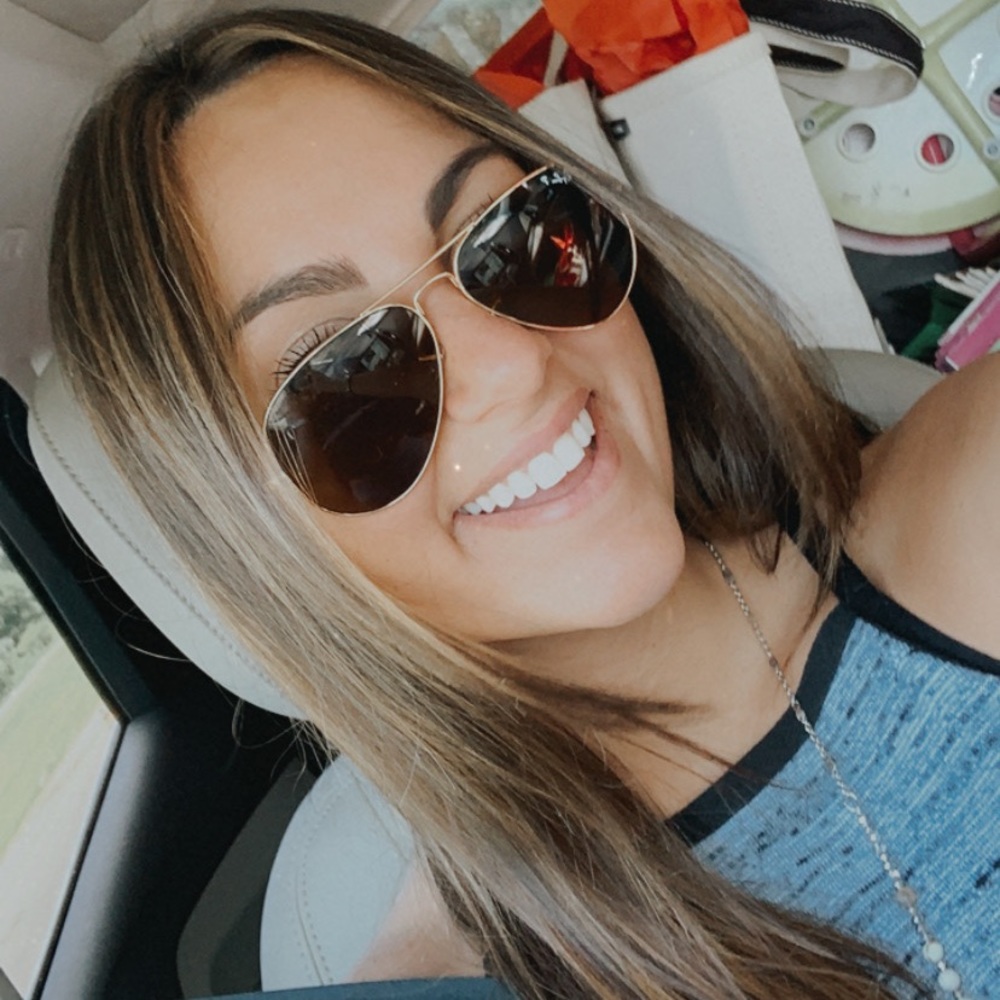 Meet your Posher, Abbey